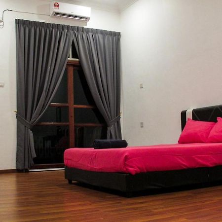 Multaqa suite & residence Marang Exterior foto