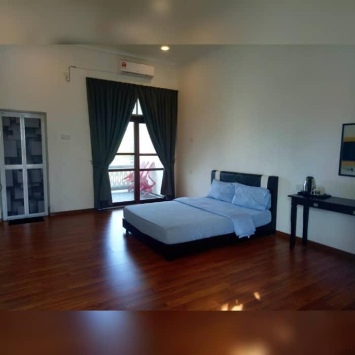 Multaqa suite & residence Marang Exterior foto